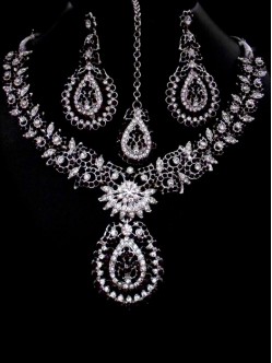 rhodium_necklace_jewellery_3884FN3777